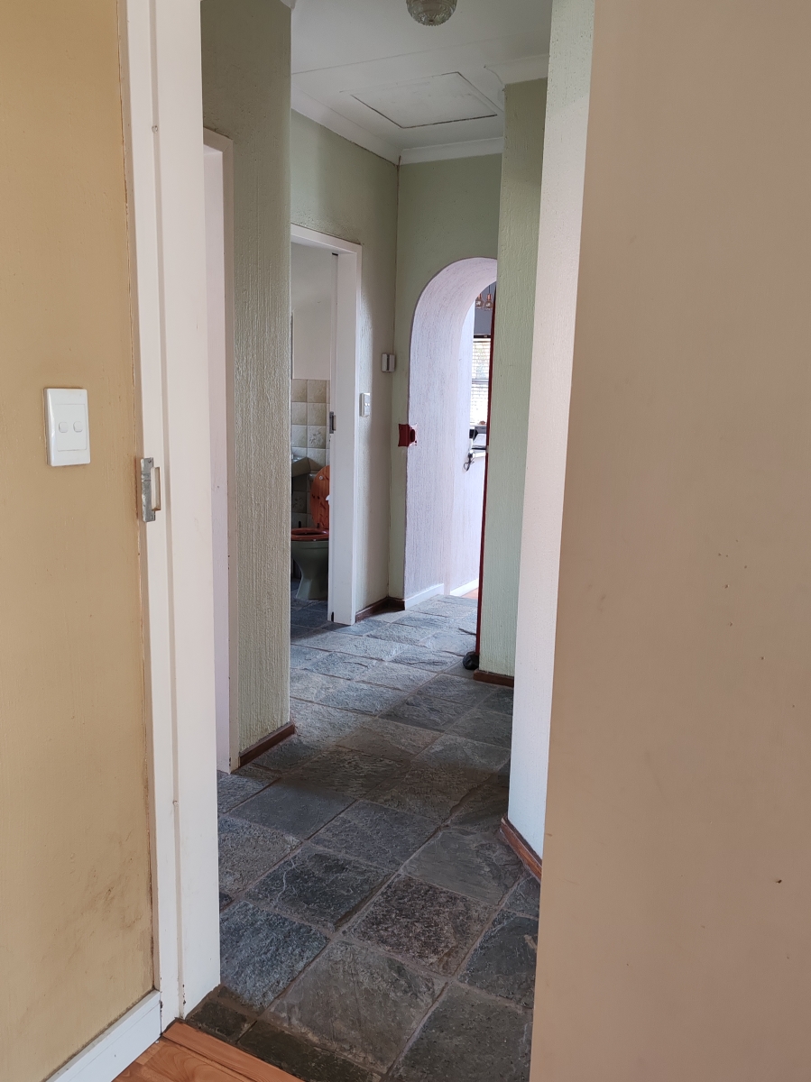 3 Bedroom Property for Sale in Vorna Valley Gauteng