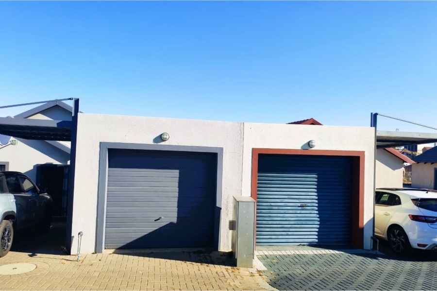 3 Bedroom Property for Sale in Kosmosdal Gauteng