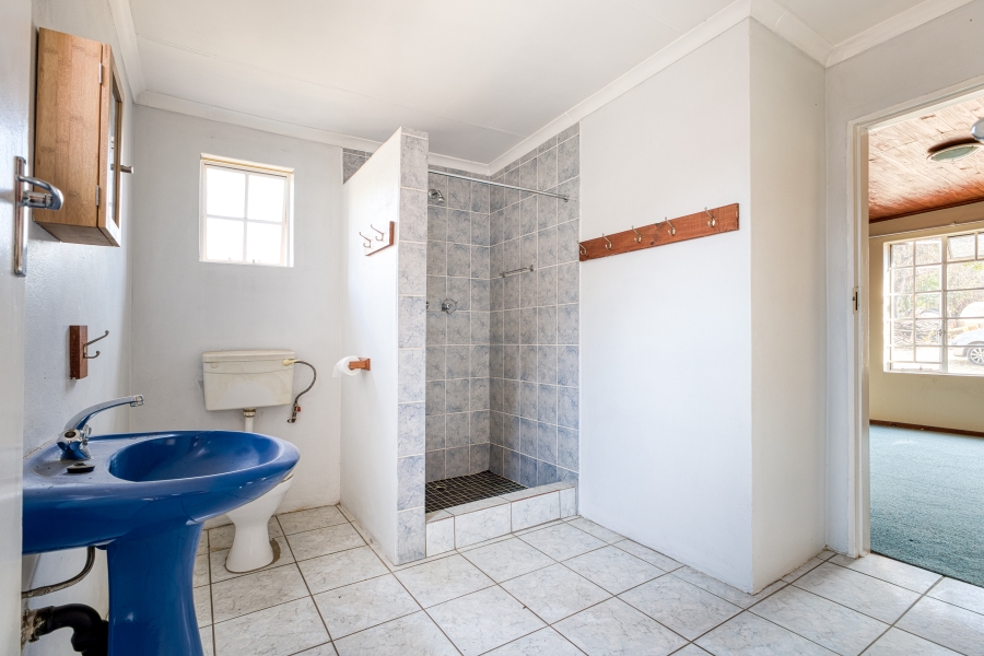 11 Bedroom Property for Sale in Nietgedacht Gauteng