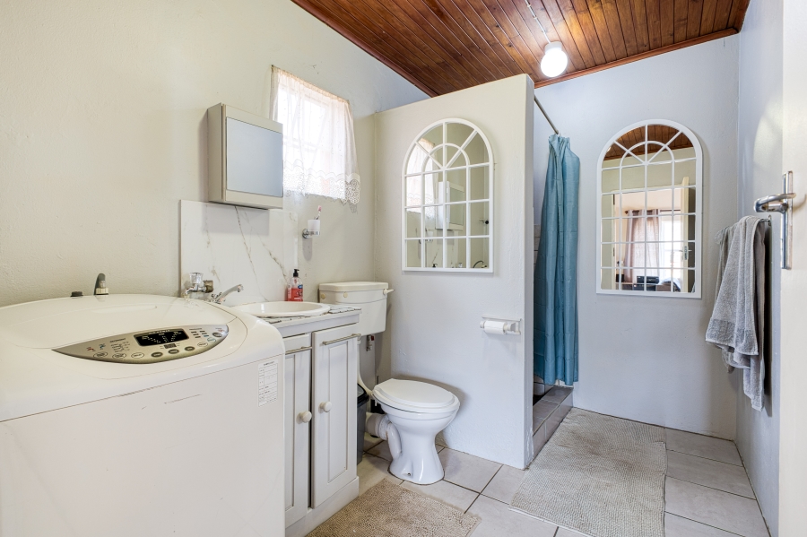 11 Bedroom Property for Sale in Nietgedacht Gauteng