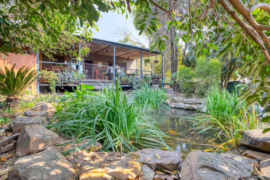 11 Bedroom Property for Sale in Nietgedacht Gauteng