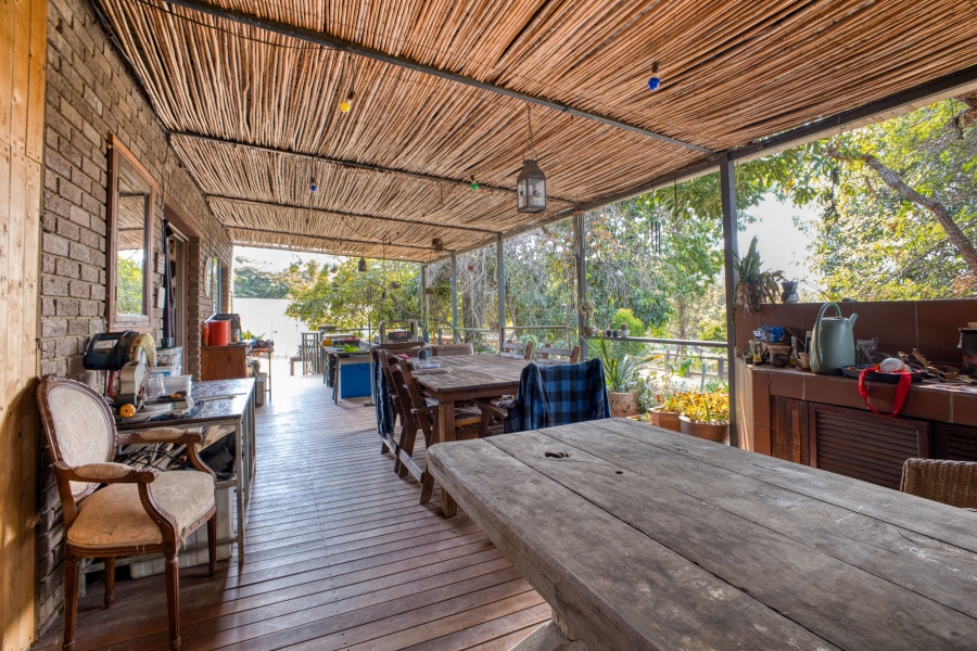 11 Bedroom Property for Sale in Nietgedacht Gauteng