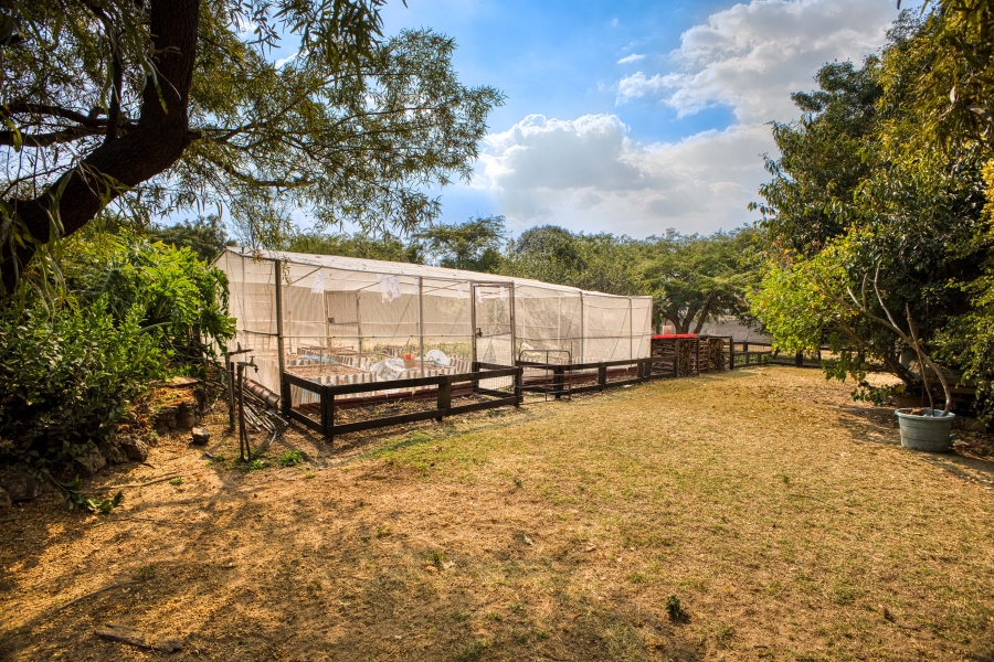 11 Bedroom Property for Sale in Nietgedacht Gauteng