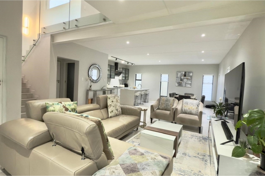 To Let 3 Bedroom Property for Rent in Bryanston Gauteng