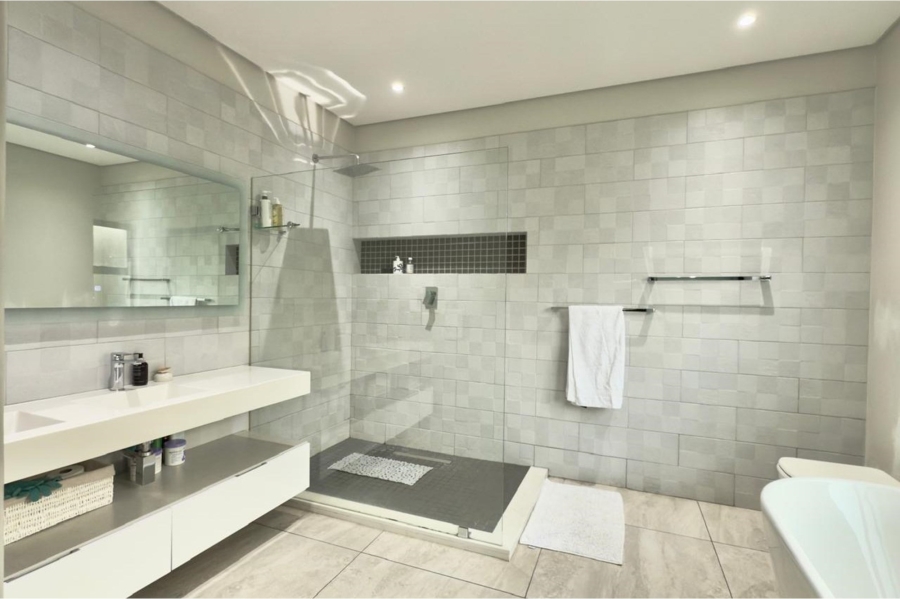 To Let 3 Bedroom Property for Rent in Bryanston Gauteng