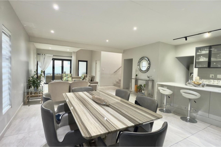 To Let 3 Bedroom Property for Rent in Bryanston Gauteng