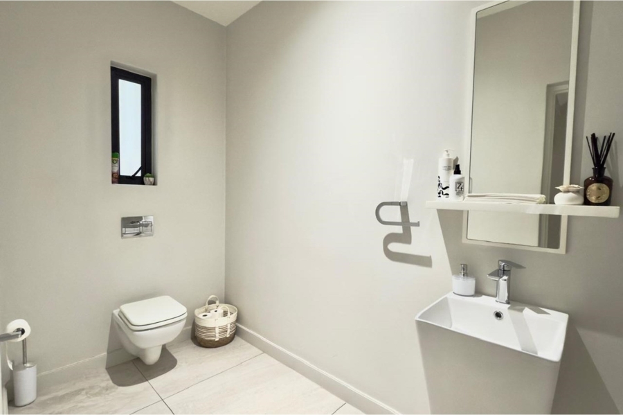 To Let 3 Bedroom Property for Rent in Bryanston Gauteng