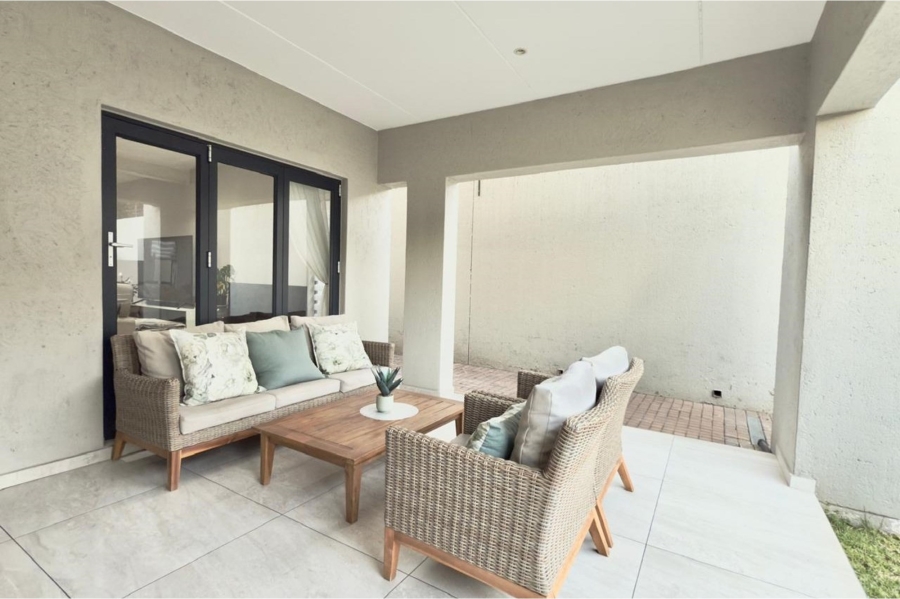 To Let 3 Bedroom Property for Rent in Bryanston Gauteng