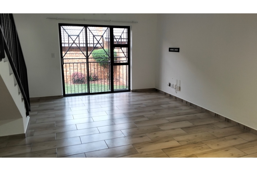 4 Bedroom Property for Sale in Ruimsig Gauteng