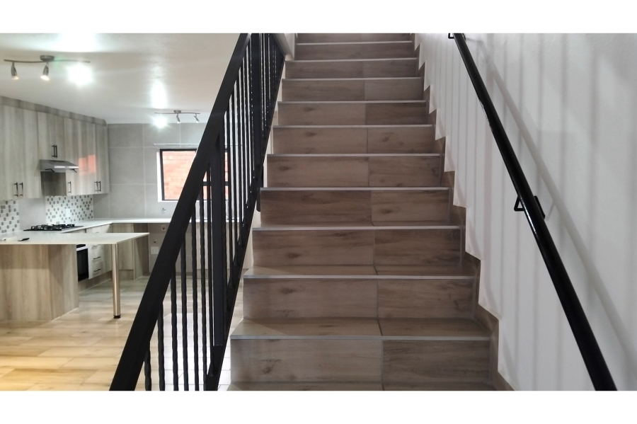 4 Bedroom Property for Sale in Ruimsig Gauteng