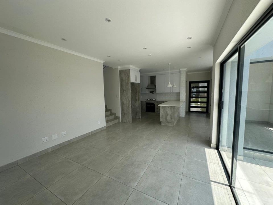 3 Bedroom Property for Sale in Helderwyk Gauteng