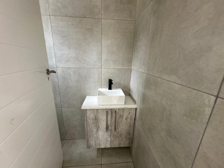 3 Bedroom Property for Sale in Helderwyk Gauteng