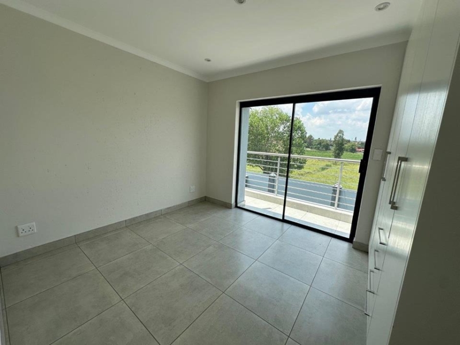 3 Bedroom Property for Sale in Helderwyk Gauteng