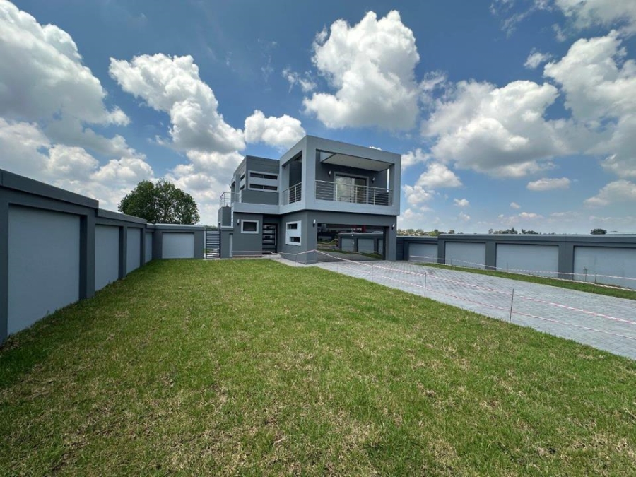3 Bedroom Property for Sale in Helderwyk Gauteng