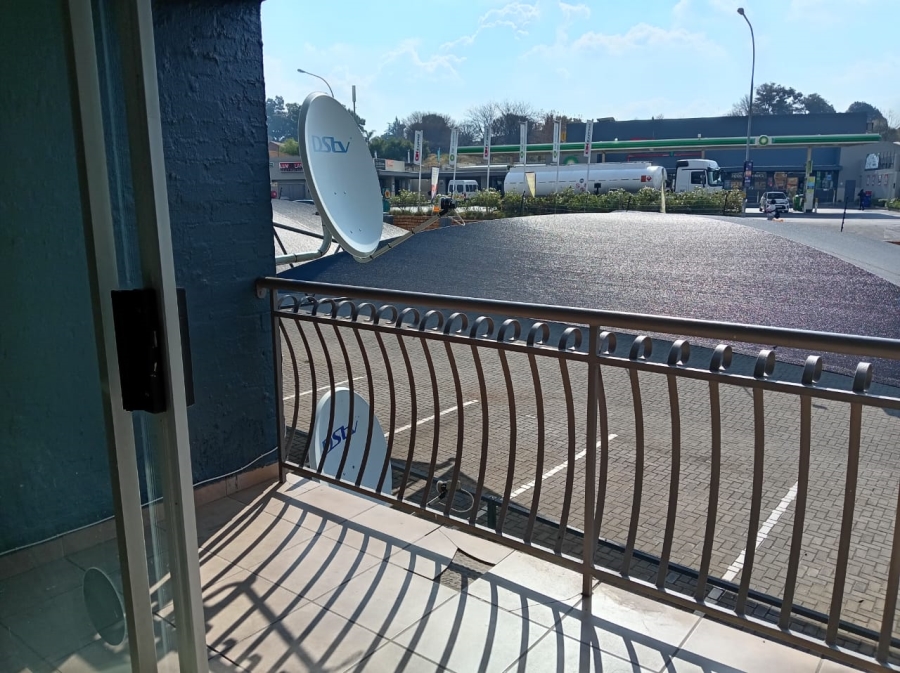2 Bedroom Property for Sale in Birchleigh Gauteng