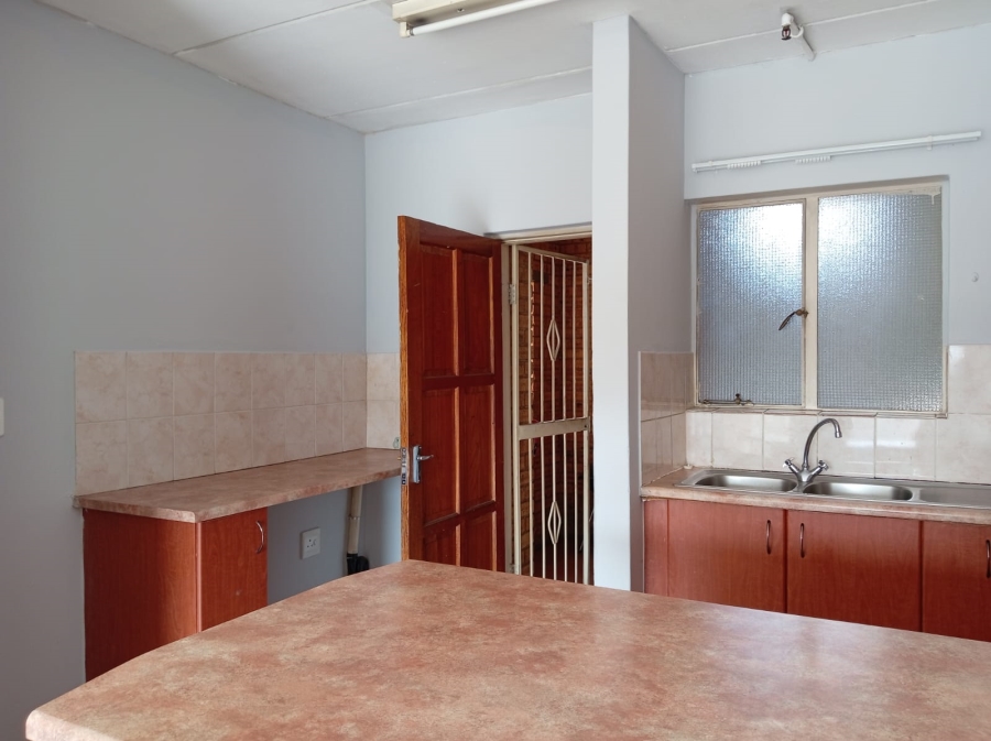 2 Bedroom Property for Sale in Birchleigh Gauteng