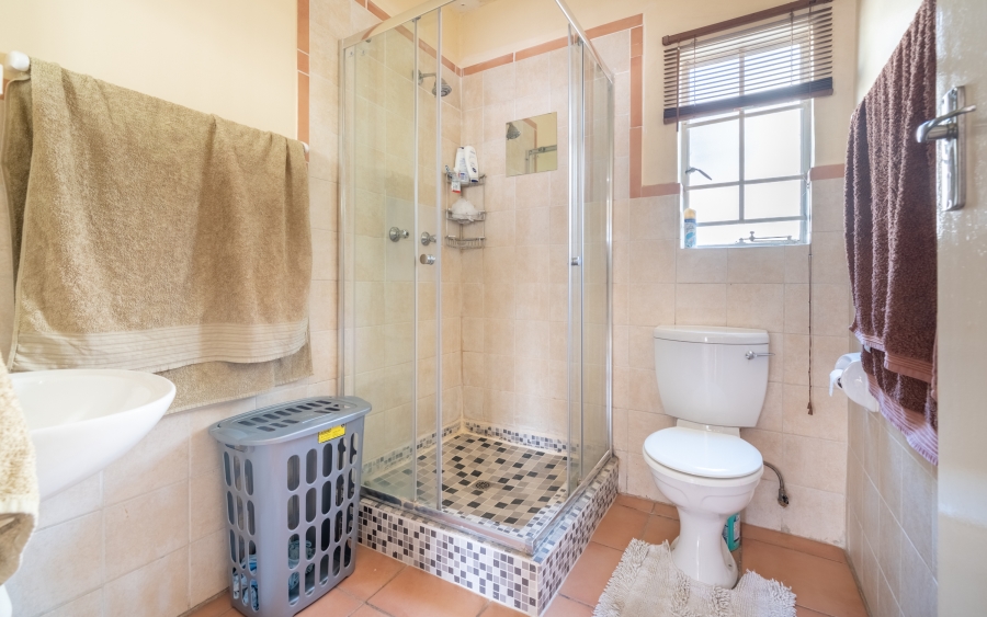 2 Bedroom Property for Sale in North Riding Gauteng
