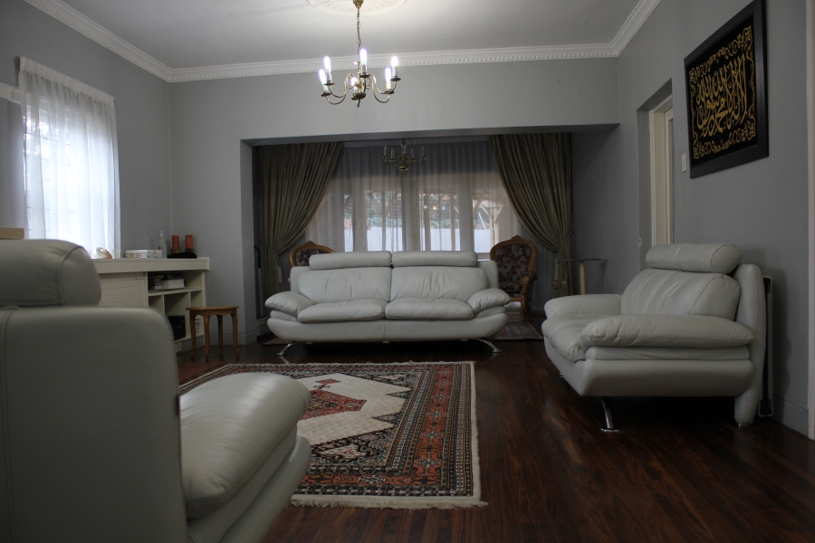 4 Bedroom Property for Sale in Saxonwold Gauteng