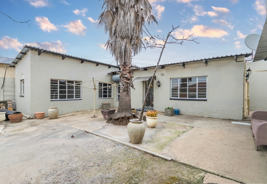 5 Bedroom Property for Sale in Krugersdorp West Gauteng