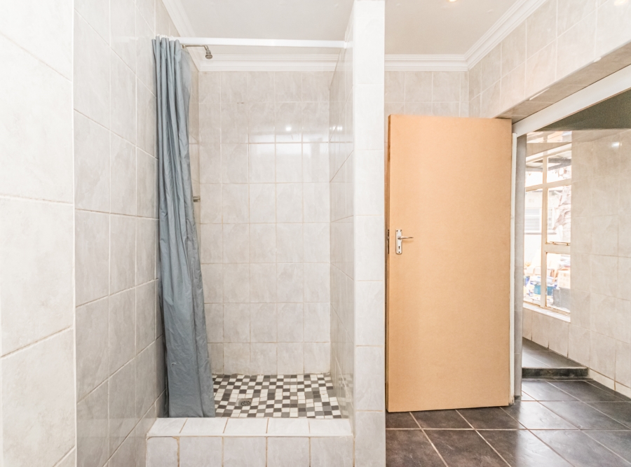 5 Bedroom Property for Sale in Krugersdorp West Gauteng