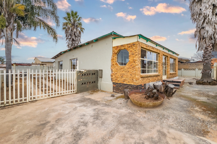 5 Bedroom Property for Sale in Krugersdorp West Gauteng