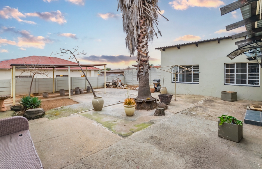 5 Bedroom Property for Sale in Krugersdorp West Gauteng