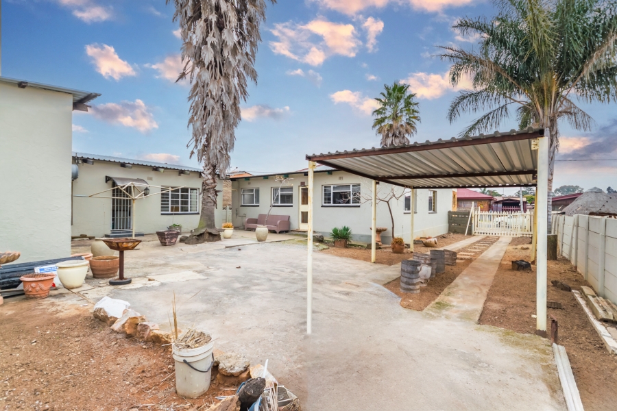 5 Bedroom Property for Sale in Krugersdorp West Gauteng