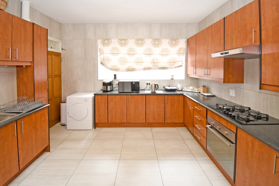 3 Bedroom Property for Sale in Killarney Gauteng