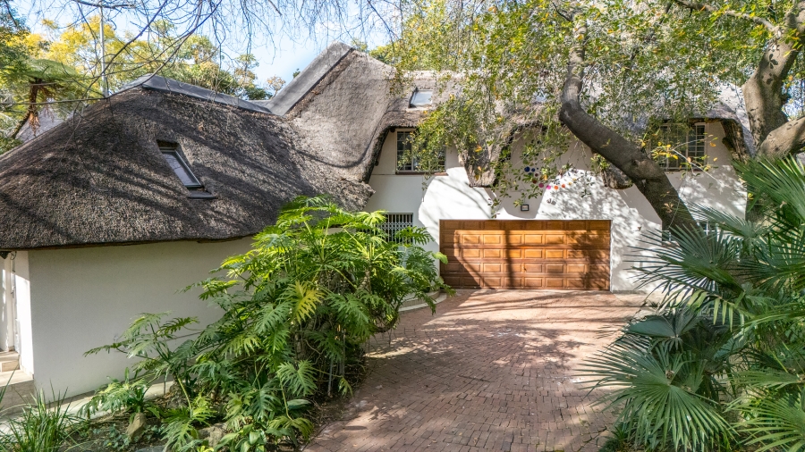 5 Bedroom Property for Sale in Bryanston Gauteng