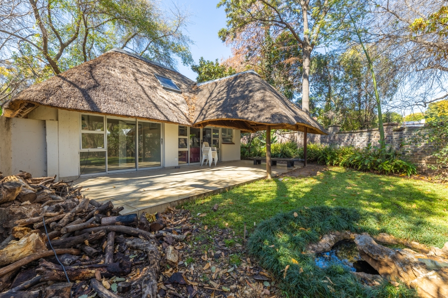 5 Bedroom Property for Sale in Bryanston Gauteng