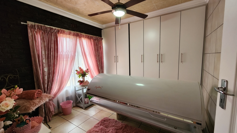4 Bedroom Property for Sale in Heidelberg A H Gauteng