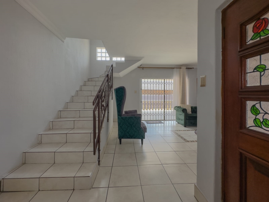 8 Bedroom Property for Sale in Newlands Gauteng