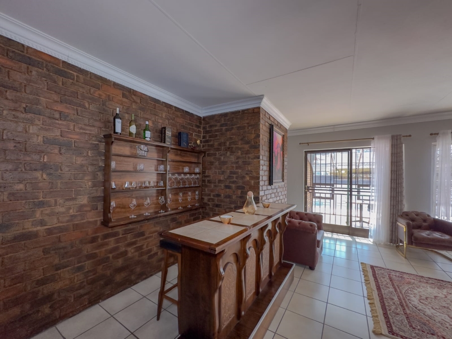 8 Bedroom Property for Sale in Newlands Gauteng