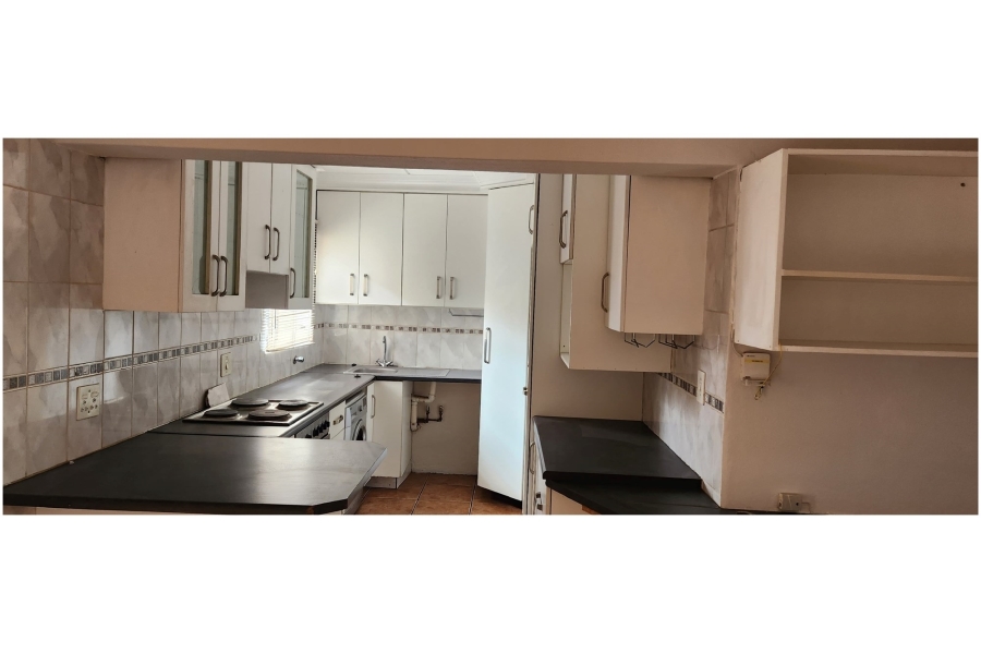 To Let 1 Bedroom Property for Rent in Clubview Gauteng