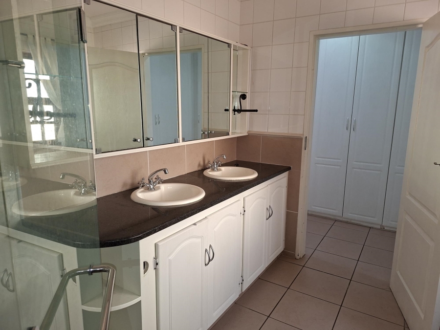 4 Bedroom Property for Sale in Montana Park Gauteng
