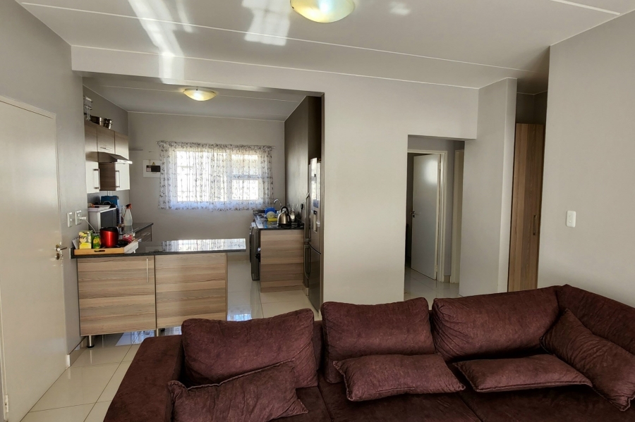 To Let 2 Bedroom Property for Rent in Blue Hills Gauteng