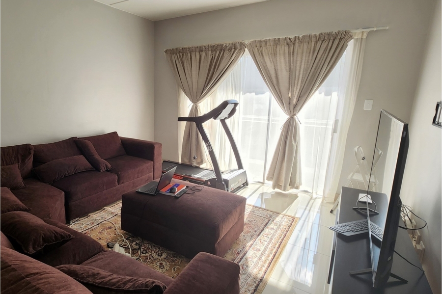 To Let 2 Bedroom Property for Rent in Blue Hills Gauteng