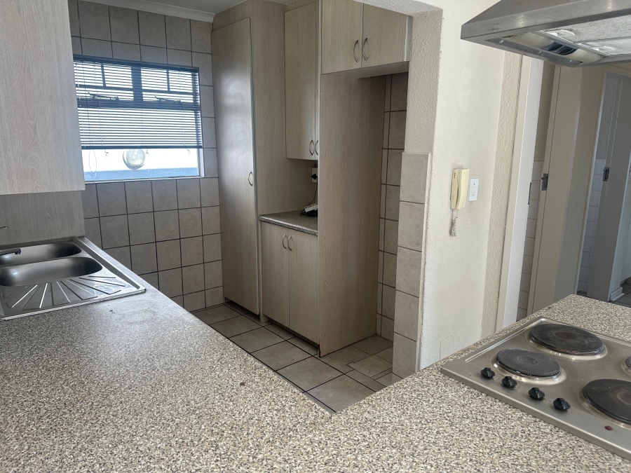 2 Bedroom Property for Sale in Clarens Park Gauteng