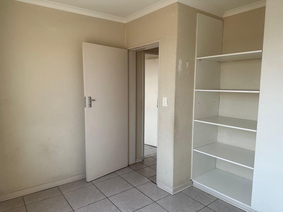 2 Bedroom Property for Sale in Clarens Park Gauteng