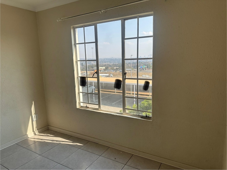 2 Bedroom Property for Sale in Clarens Park Gauteng