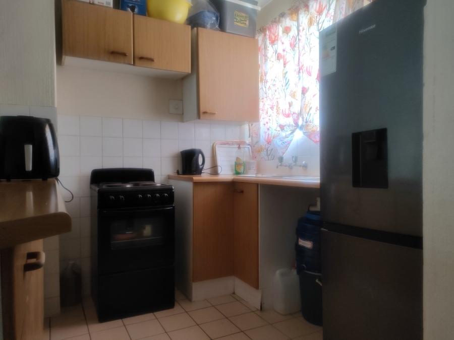 2 Bedroom Property for Sale in La Montagne Gauteng
