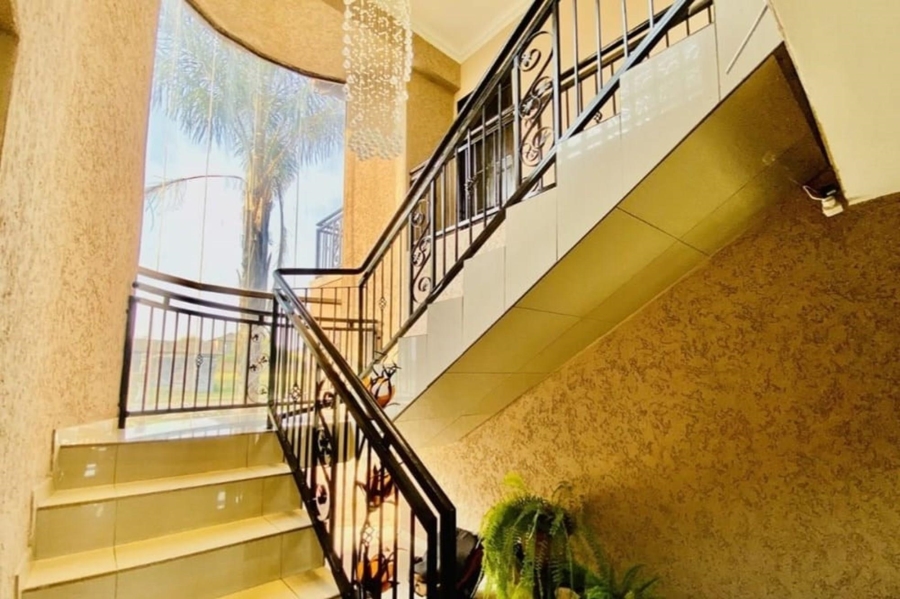 4 Bedroom Property for Sale in Helderwyk Gauteng