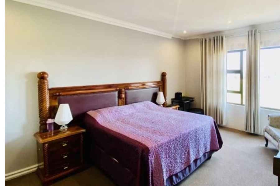 4 Bedroom Property for Sale in Helderwyk Gauteng