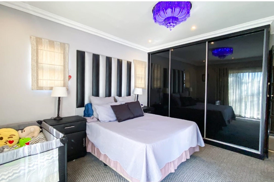4 Bedroom Property for Sale in Helderwyk Gauteng