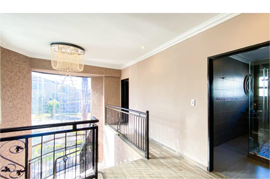 4 Bedroom Property for Sale in Helderwyk Gauteng
