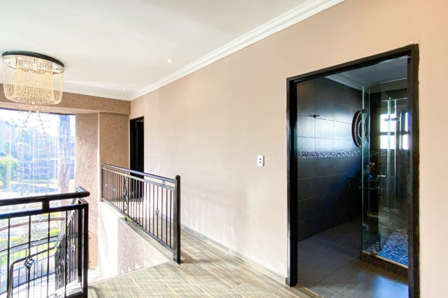 4 Bedroom Property for Sale in Helderwyk Gauteng