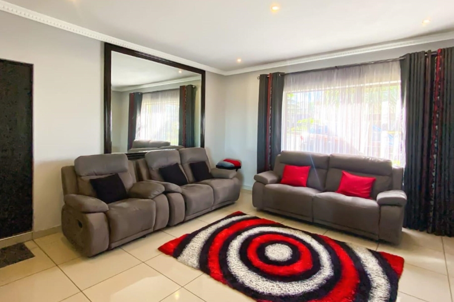 4 Bedroom Property for Sale in Helderwyk Gauteng