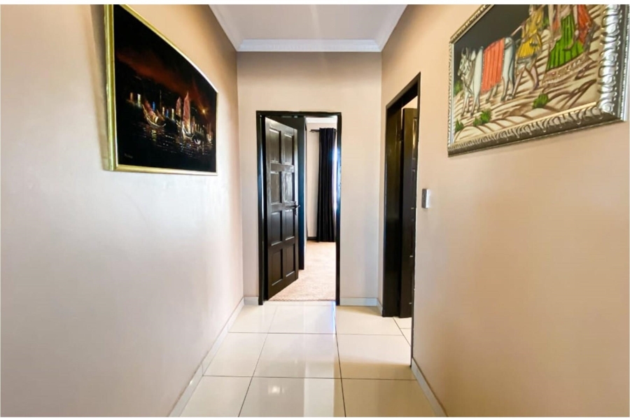 4 Bedroom Property for Sale in Helderwyk Gauteng