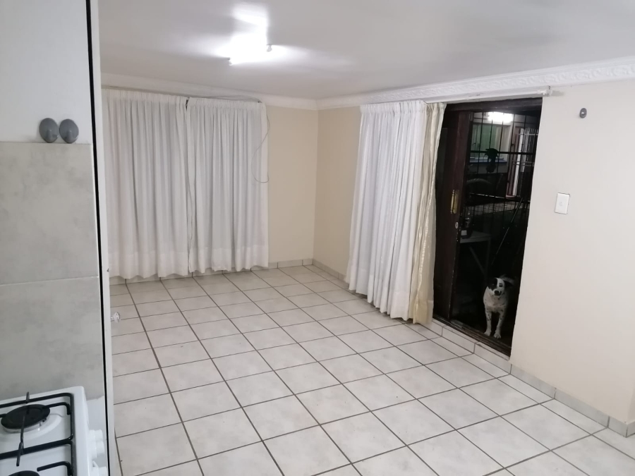 To Let 1 Bedroom Property for Rent in Edelweiss Gauteng
