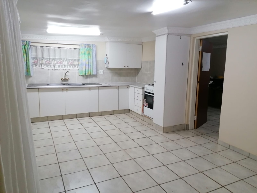 To Let 1 Bedroom Property for Rent in Edelweiss Gauteng